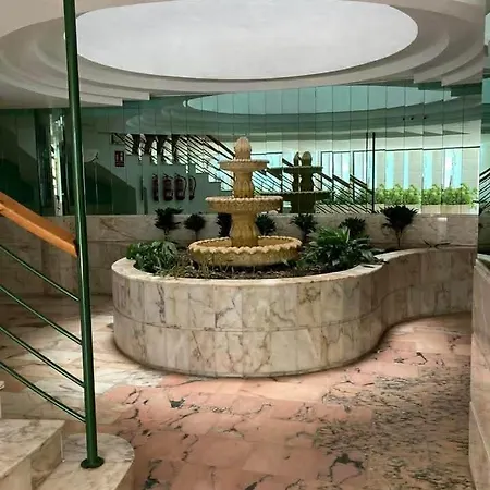 A Little Paradise 푸엔히롤라